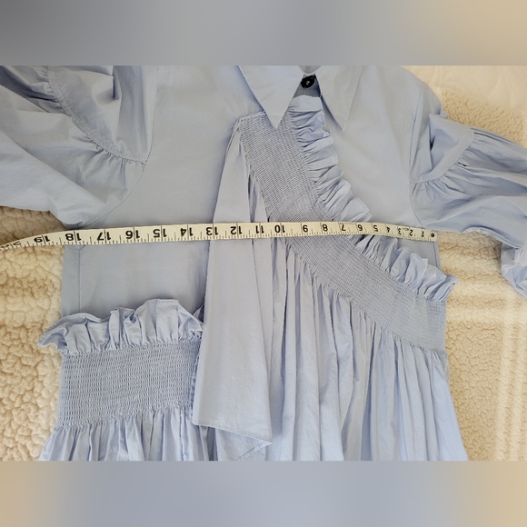 Madonna & Co. Ruffle , asymmetrical shirt size medium - Picture 6 of 8